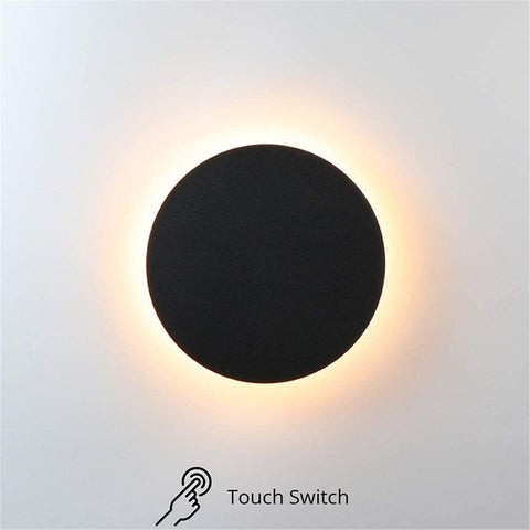 Lampada da parete a LED Interruttore tattile Illuminazione da interno per camera da letto Soggiorno Comodino rotondo Luce per scale Decorazione domestica Apparecchio in alluminio Nero