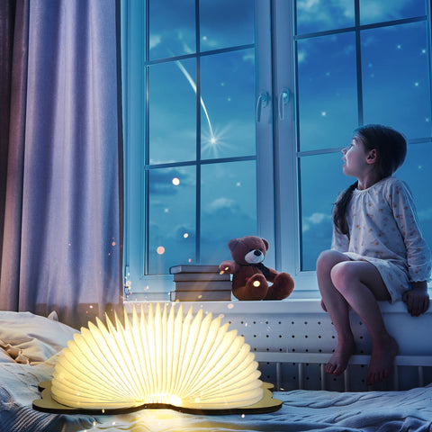Goeco Lampada da libro pieghevole a LED, luci notturne a forma di panda multicolore, lampada pieghevole pieghevole ricaricabile tramite USB