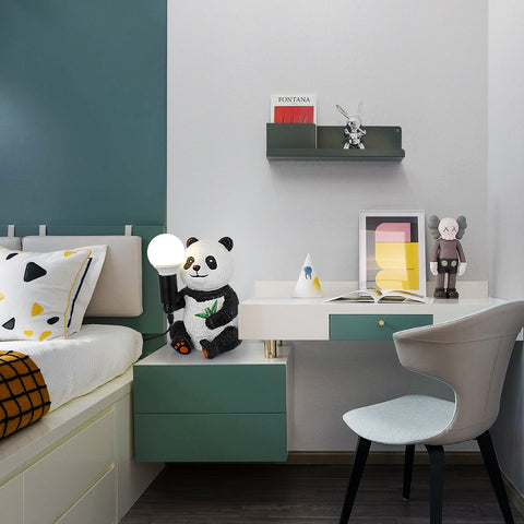 Lampade da tavolo in resina dal design panda, luce notturna creativa moderna con cavo di collegamento, lampada da scrivania a LED con animali, lampada da comodino per la casa