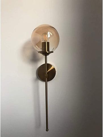 Lampada da parete industriale vintage, globo in vetro ambrato con lampada da parete dorata a braccio lungo, lampada da parete dorata per comodino (ambra) E14, （lampadina non inclusa）
