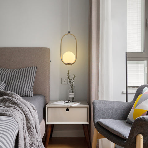 Lampadario da comodino minimalista, design lineare, lampadario in metallo, globo di vetro unico, piccolo lampadario sospeso, lampadario a lancio lungo senza lampadine