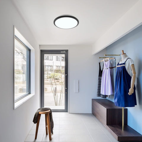 Plafoniera LED, Plafoniera Moderna Rotonda 24W, Plafoniera Nera con Sensore di Movimento, IP54 Impermeabile, Antipolvere, Lampada LED da Interno per Bagno, Balcone, Corridoio, Ingresso, 6000K