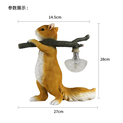 Lampada da scrivania, lampada da comodino a LED in resina a forma di scoiattolo animale creativo del fumetto