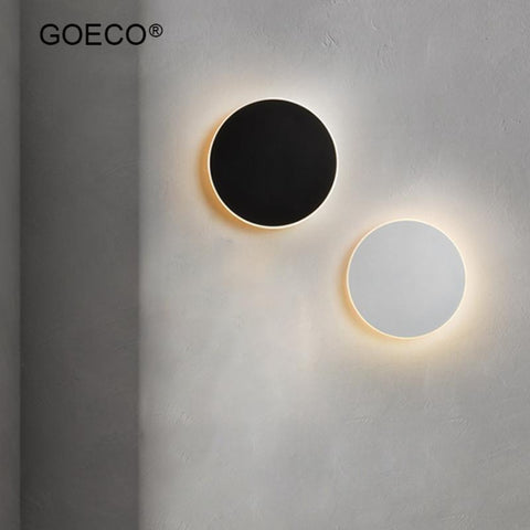 Lampada da parete a LED Interruttore tattile Illuminazione da interno per camera da letto Soggiorno Comodino rotondo Luce per scale Decorazione domestica Apparecchio in alluminio Nero